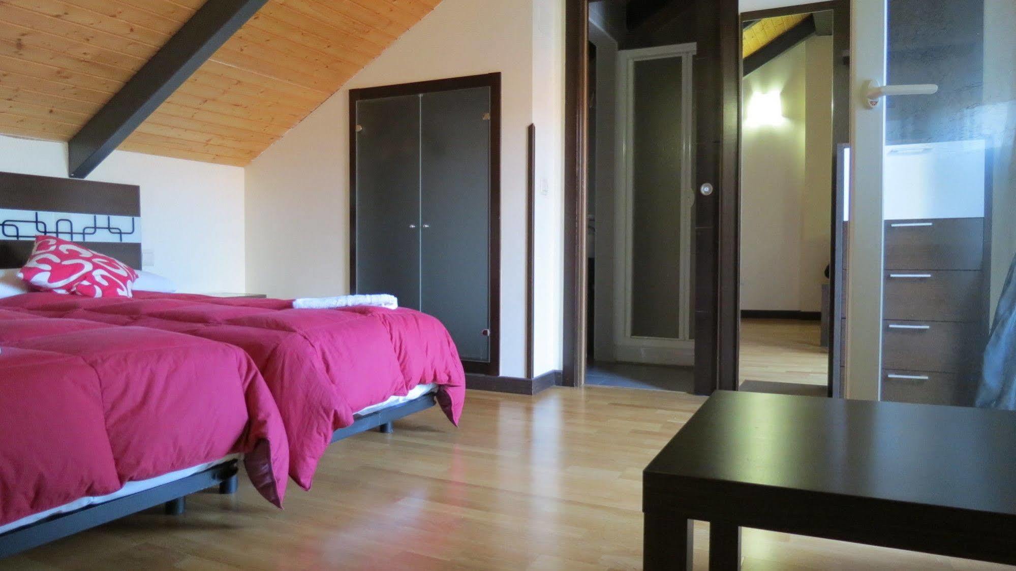 Avila Flats Soterrana Екстериор снимка