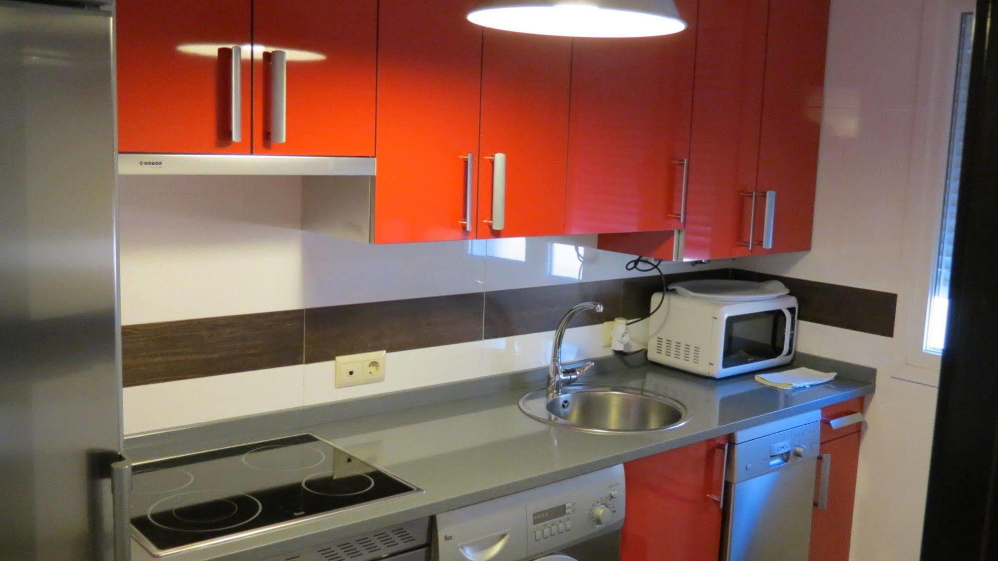Avila Flats Soterrana Екстериор снимка